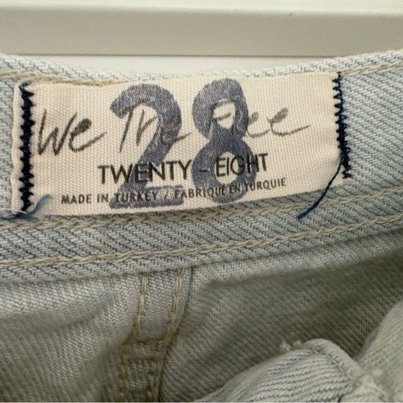 NWT Free People Maggie Mid Rise Distressed Jeans Size 28 - Picture 6 of 8